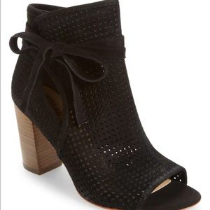 San Edelman Ellery Open Toe Bootie size 6